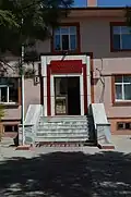 Eingang zum Kaymakamlik der Stadt