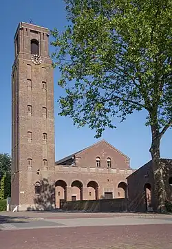 Kerkdriel, Turm der katholischen Kirche