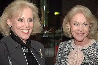 17. November: Alice und Ellen Kessler (2005) (89)
