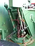 Bild Nr. 3, Ankerhalteeinrichtung an Bord eines Containerschiffs mittels Spannschrauben