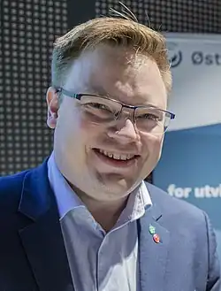 Foto eines lächelnden Mannes