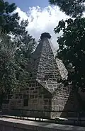 Hocendi Türbe