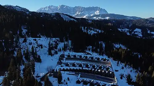 Der Zellentrakt des Klosters im Winter