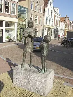 Kinderen met lam