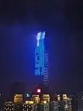 Das Bauwerk bei Nacht