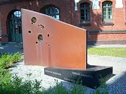 Banga Skulptur Welle auf dem Campus der Universität Klaipeda, Litauen