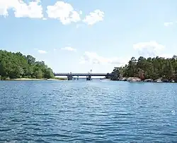Klintsundet, das Tor zum äußeren Schärengarten und die Klappbrücke zwischen Västra- und Östra Lagnö 2008