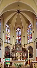 Hauptaltar mit Gemälde Taufe Christi