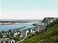 Der Rhein zwischen Koblenz und Ehrenbreitstein, dazwischen die Schiffbrücke, um 1900