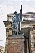 Kutusow-Denkmal (1837 mit Samson Suchanow, Wassili Stassow) an der Kasaner Kathedrale, St. Petersburg[2]