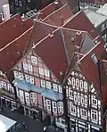Kreuzdach eines barocken Bürgerhauses (Celle, Stechbahn 5, erbaut 1692–1693[7])