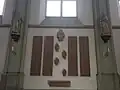 Kriegerdenkmal mit zahlreichen Namen Gefallener