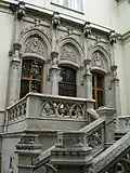 Neugotische Eingangstreppe