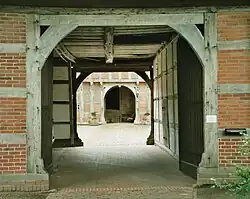 Hof in Lechterke, von ganz außen aufgenommen