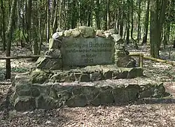 Gedenkstein „Seesteig am Brückenbrink“ am Untersee