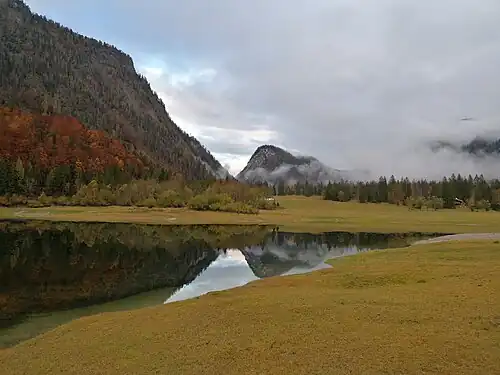 Blick nach Nordosten zum Seekopf (1173&nbsp;m), links die Schlösselschneid