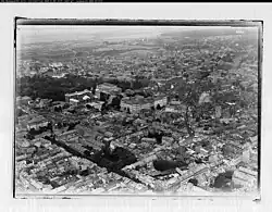 Luftbild, das Alte Palais ist links im Bild, 1936
