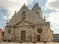 Westfassade der Kirche Notre-Dame-de-la-Nativité