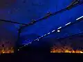 Eine der drei beleuchteten Hallen im Lærdalstunnel