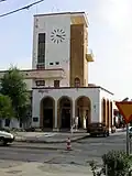 Portolago, überdachter Markt mit Uhrturm