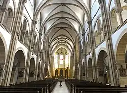 Blick ins Innere der Kirche