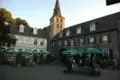 Marktplatz im Zentrum von Lank