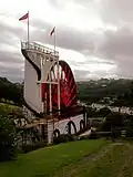 Rückansicht der Lady Isabella, im Hintergrund Laxey