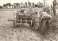Traktor mit Shell-Nitrojection-System, Oktober 1952