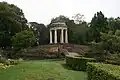Tempel der Liebe im Park Joliot-Curie
