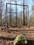 Waldlehrpfad: Kubus 10 Kubikmeter