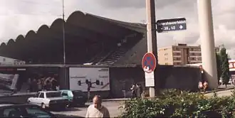 Die Westtribüne des Lehener Stadions 1984 (von Norden aus gesehen)