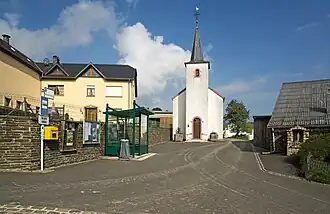 Ortszentrum mit Kirche St. Mariä Empfängnis