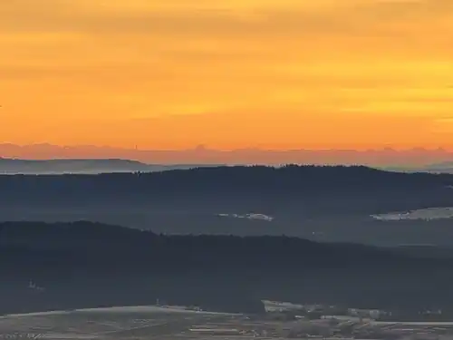 Weiteste Fernsicht Deutschlands: Blick vom Lembergturm zum 295 km entfernten Mont Blanc