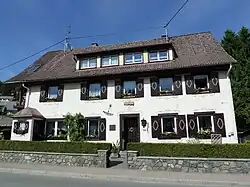Haus in Lenzkirch mit Gedenktafel