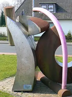 Lucy Pink 1990