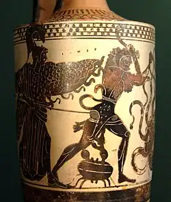 Antike griechische Vase, die den Angriff der Krabbe Karkinos auf Herakles zeigt