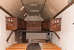 Empore