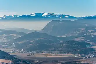Blick vom Magdalensberg nach Westnordwest über Mittelkärnten auf den Wöllaner Nock.