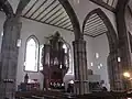 Nördliches Seitenschiff mit Orgel