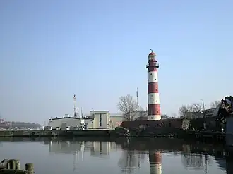 Leuchtturm am Hafen