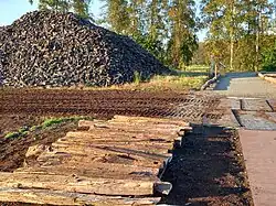 Beginn des Moorstegs bei Lindloge