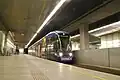 Cityrunner 013 in der Straßenbahnstation