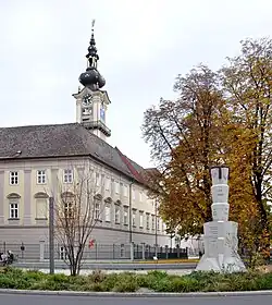 Blick von der Promenade, rechts das Hessendenkmal