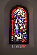 Altarfenster mit Auferstehungsmotiv