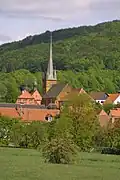 Ansicht mit Kirche