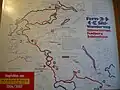 Plan des Fernskiwanderwegs (rot) mit angeschlossenen Rundloipen (blau)