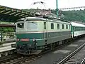 141.004 im Schnellzugeinsatz in Děčín hl.n. (2009)