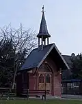 St. Longinus Kapelle mit Wetterhahn (2012)