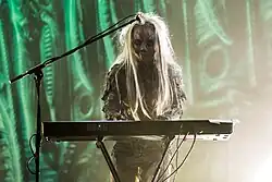 Keyboarderin Hella