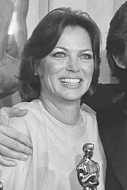23. September: Louise Fletcher (1976) (88)